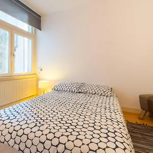 https://charming-apartment-in-city-center.amsterdamhotelsnl.com