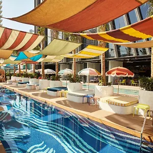 https://mama-shelter.sharjah-hotels.com